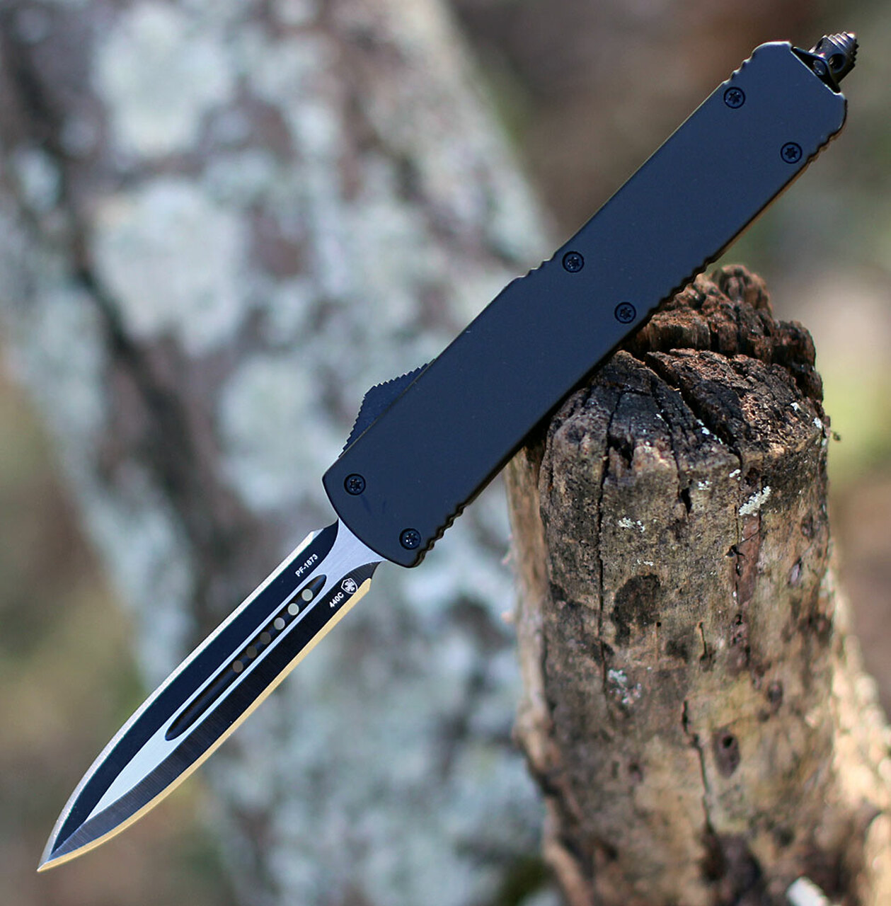 Templar Knife Slim OTF Black Rubber